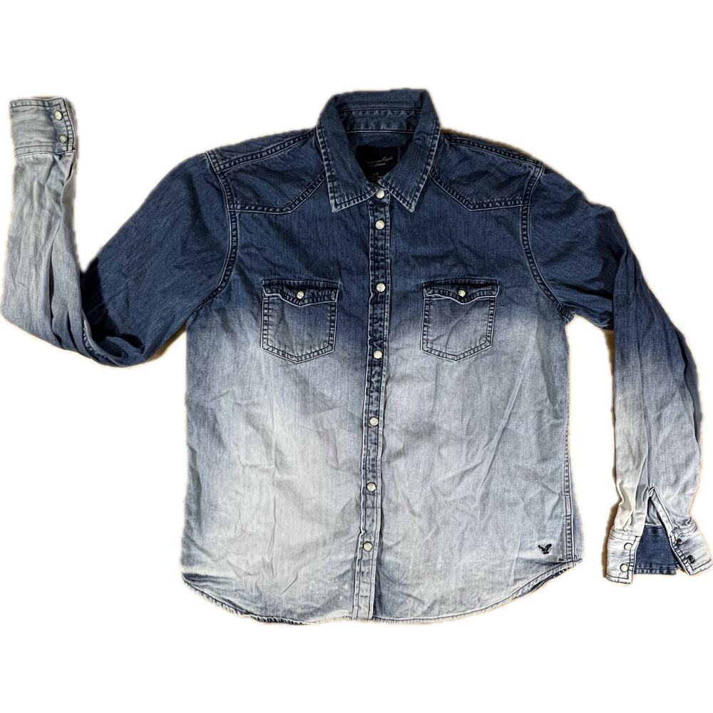 American Eagle Denim Pearl Snap‎ Shirt Womans L Blue Ombre Western Coastal Rodeo